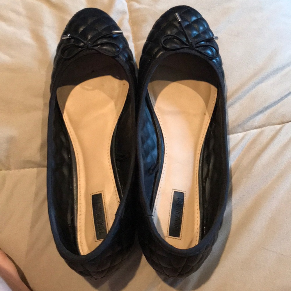 Black Quilted Flats